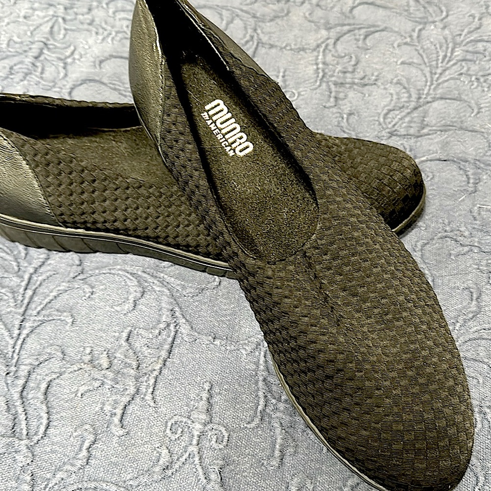 MUNRO SPORT SHOES